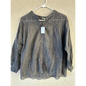AE77 American Eagle Black Eyelet Blouse Sz M NWT Retail $168